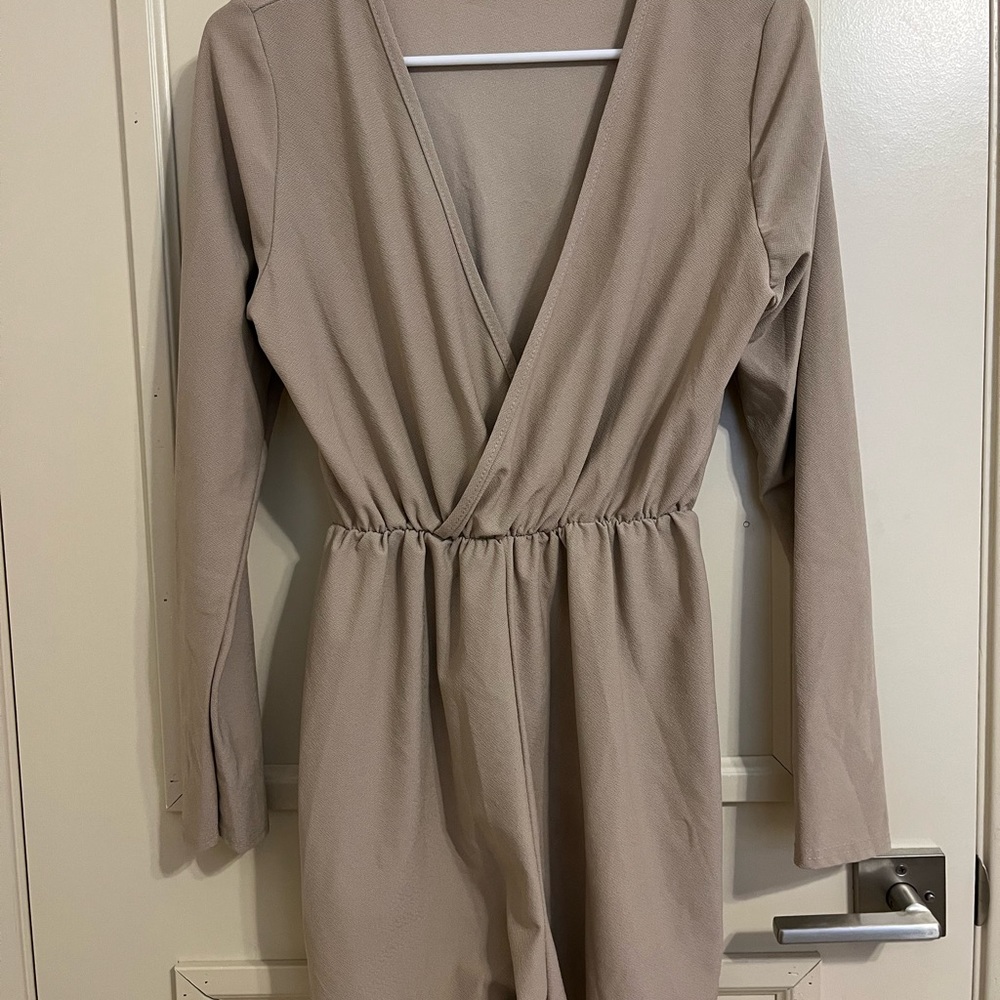 Nude Long Sleeve Romper - Missguided Size L